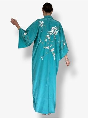 Made In Japan Embroidered Silk Kimono